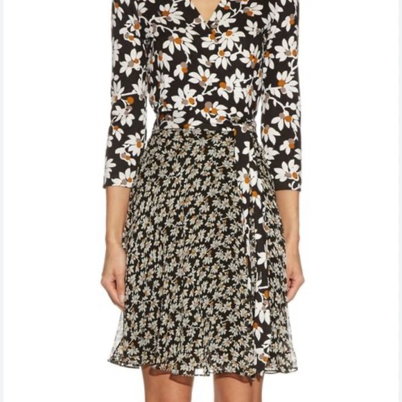 DVF Irina Chiffon Wrap dress 100% silk combo size 8 - Picture 1 of 5